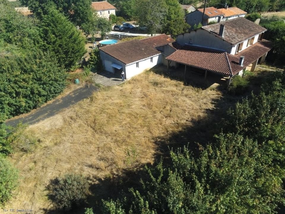 Maison à vendre, 201m², Nanteuil-en-Vallée