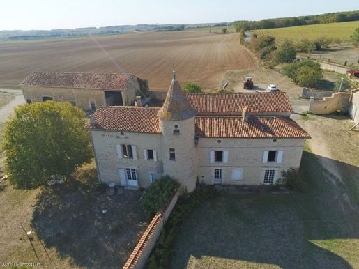 Maison 3 pièces 93 m² · à Ranville-Breuillaud · 93 m² · 244 680 €