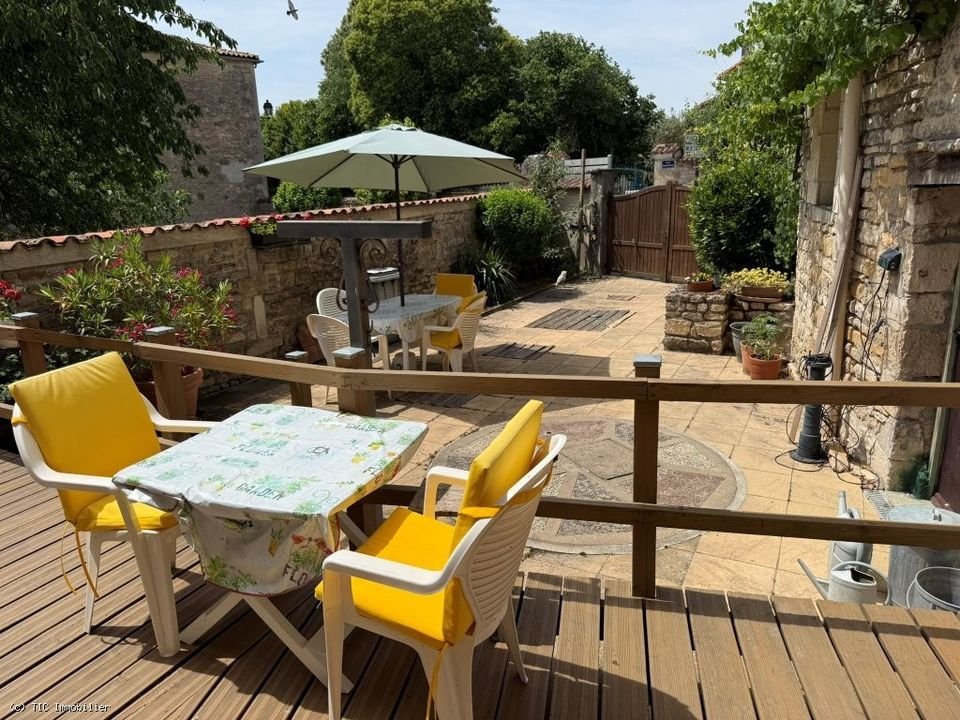 Maison à vendre, 237m², Brettes