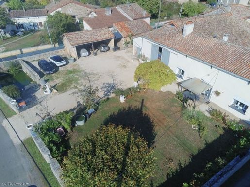Maison 4 pièces 119 m² · à Blanzay · 119 m² · 139 785 €