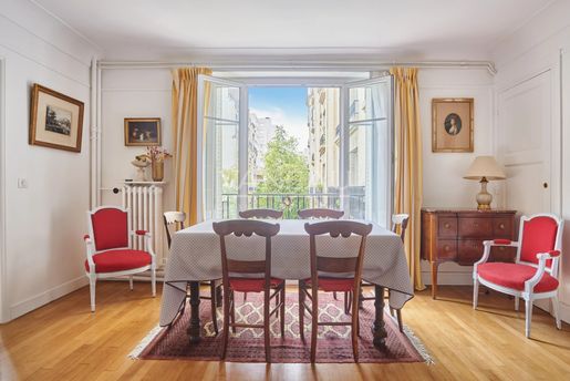 Appartement 3 pièces 75 m² · à Paris 15ème · 75 m² · 898 000 €
