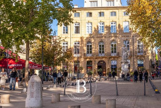 Appartement 7 pièces 180 m² · à Aix-en-Provence · 180 m² · 1 680 000 €