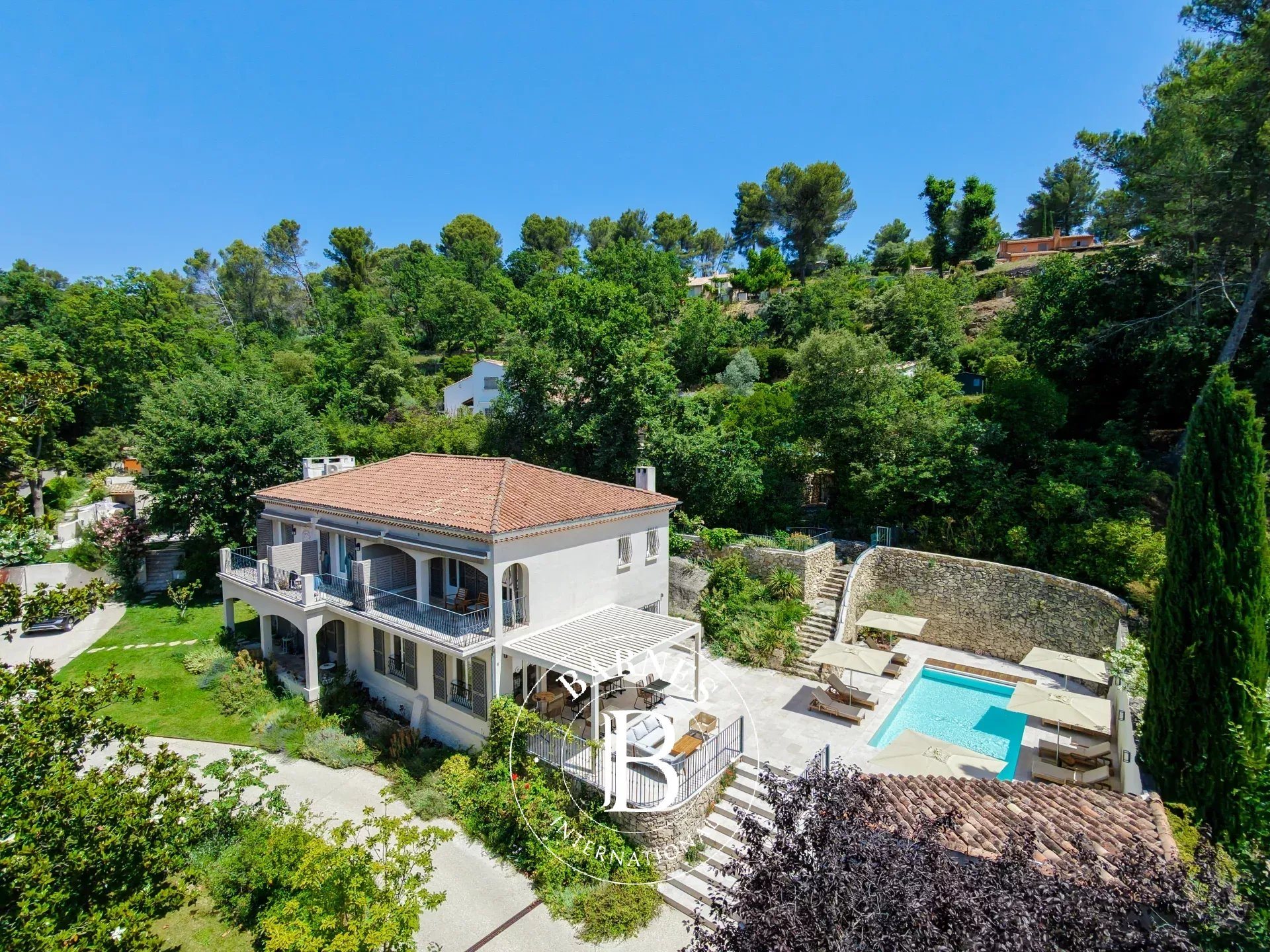 Maison à vendre, 400m², Saint-Marc-Jaumegarde
