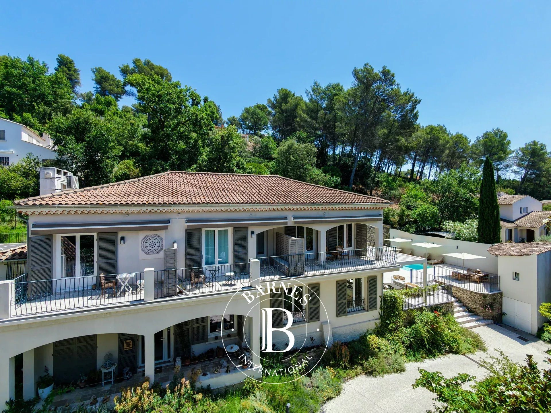 Maison à vendre, 400m², Saint-Marc-Jaumegarde