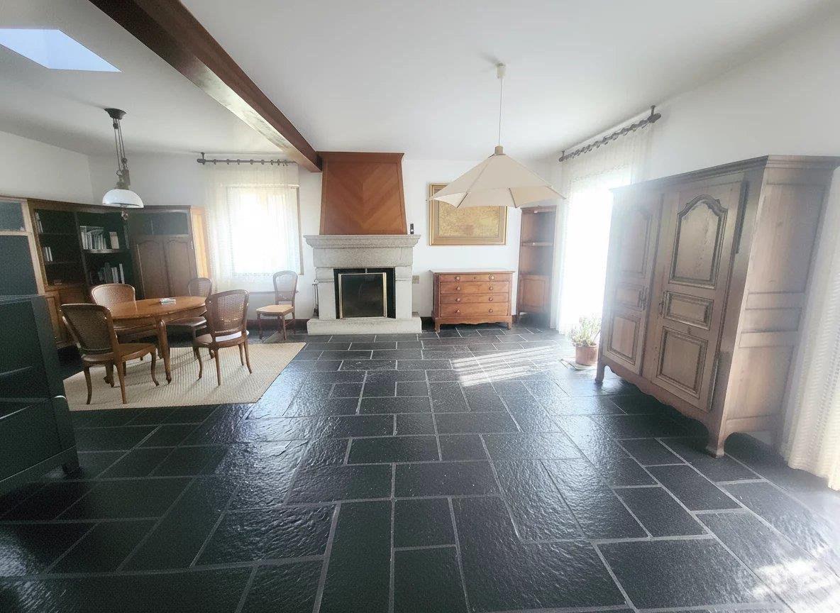 Maison à vendre, 123m², Carhaix-Plouguer