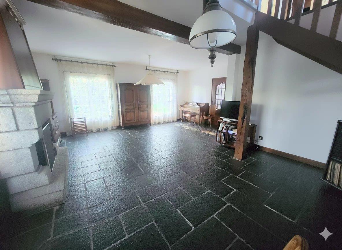 Maison à vendre, 123m², Carhaix-Plouguer