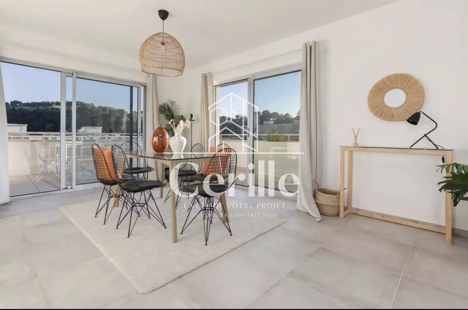 Appartement à vendre, 57m², Saint-Raphaël