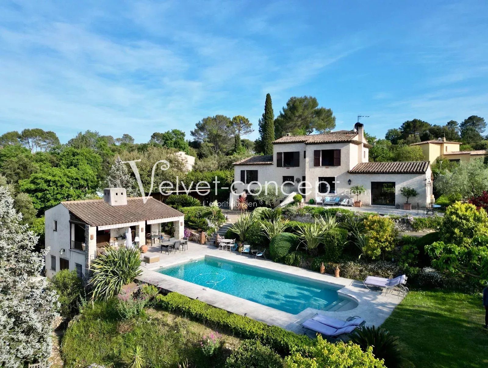 Maison à vendre, 220m², Valbonne
