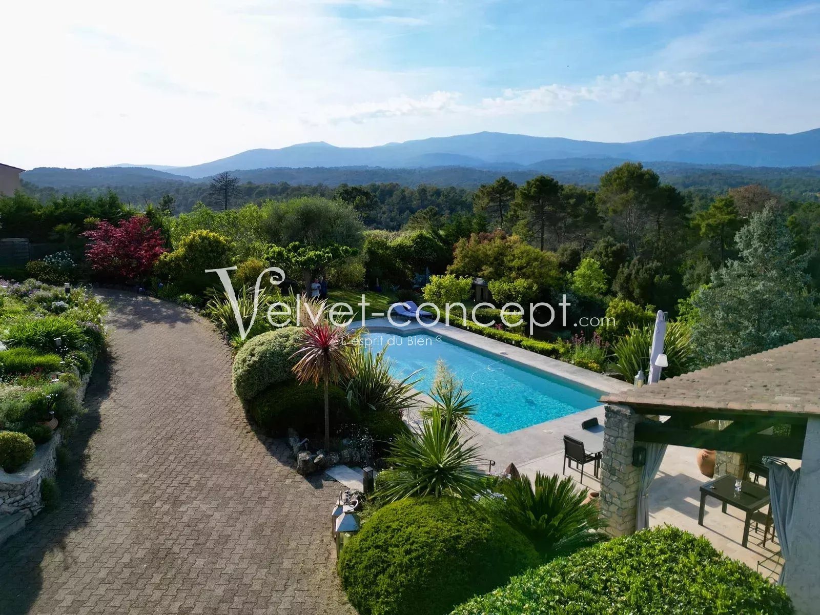 Maison à vendre, 220m², Valbonne