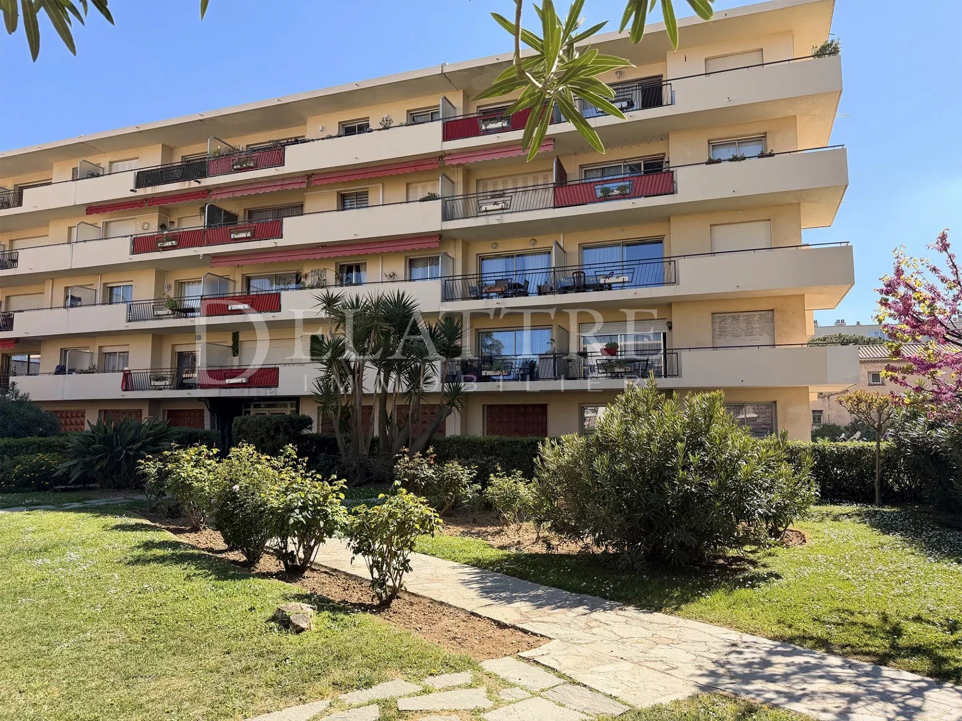 Appartement à vendre, 74m², Antibes