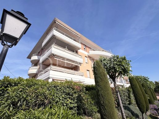 Appartement 3 pièces 61 m² · à Antibes · 61 m² · 399 000 €