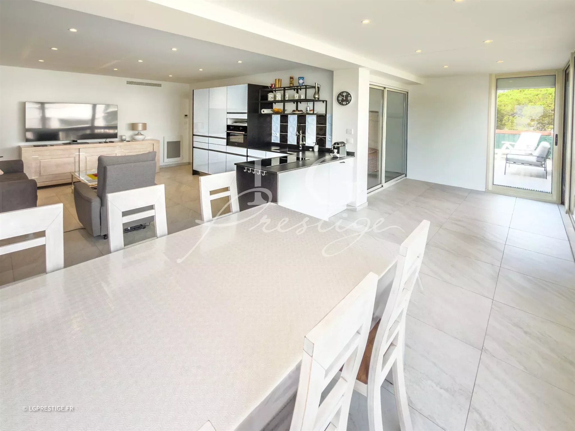 Appartement à vendre, 70m², Mandelieu-la-Napoule