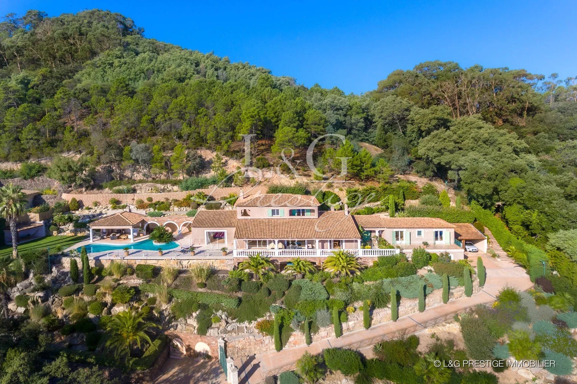 Maison à vendre, 373m², Théoule-sur-Mer