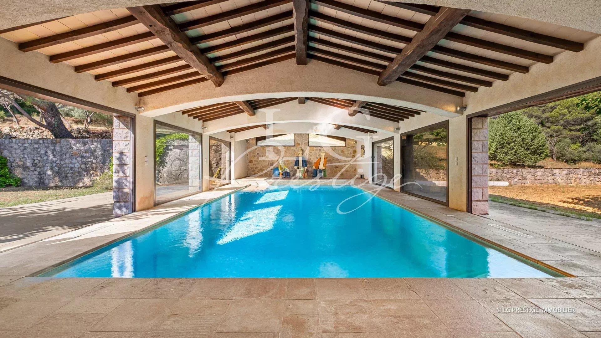Maison à vendre, 401m², Seillans