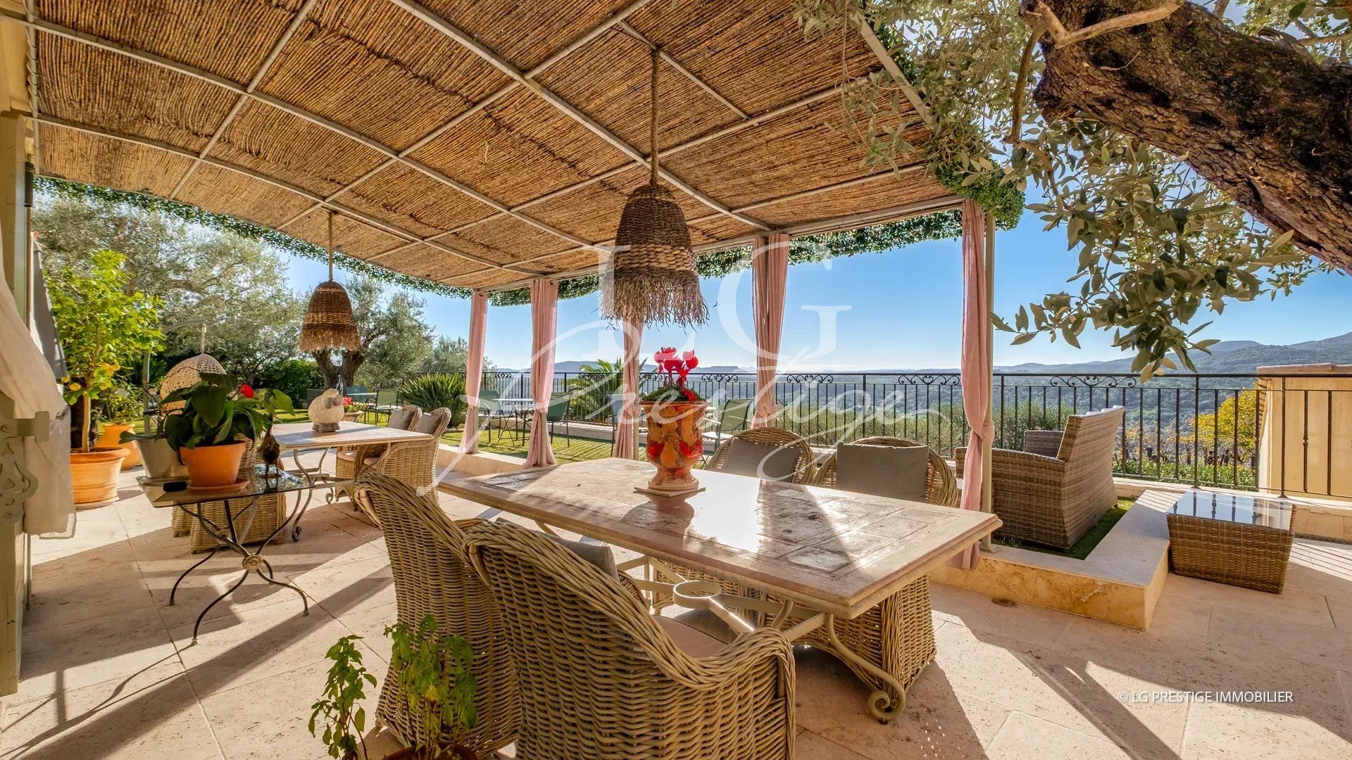 Maison à vendre, 380m², Fayence