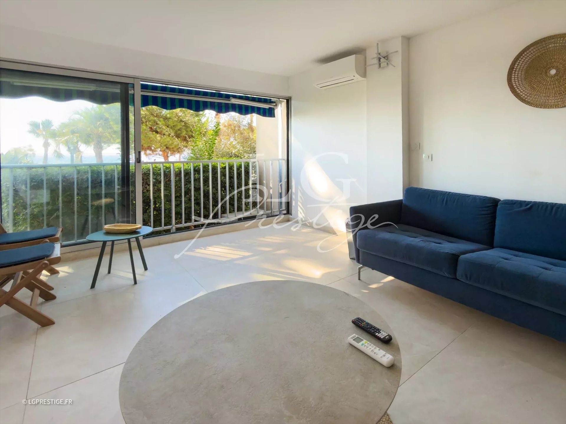 Appartement – Cannes - Plus