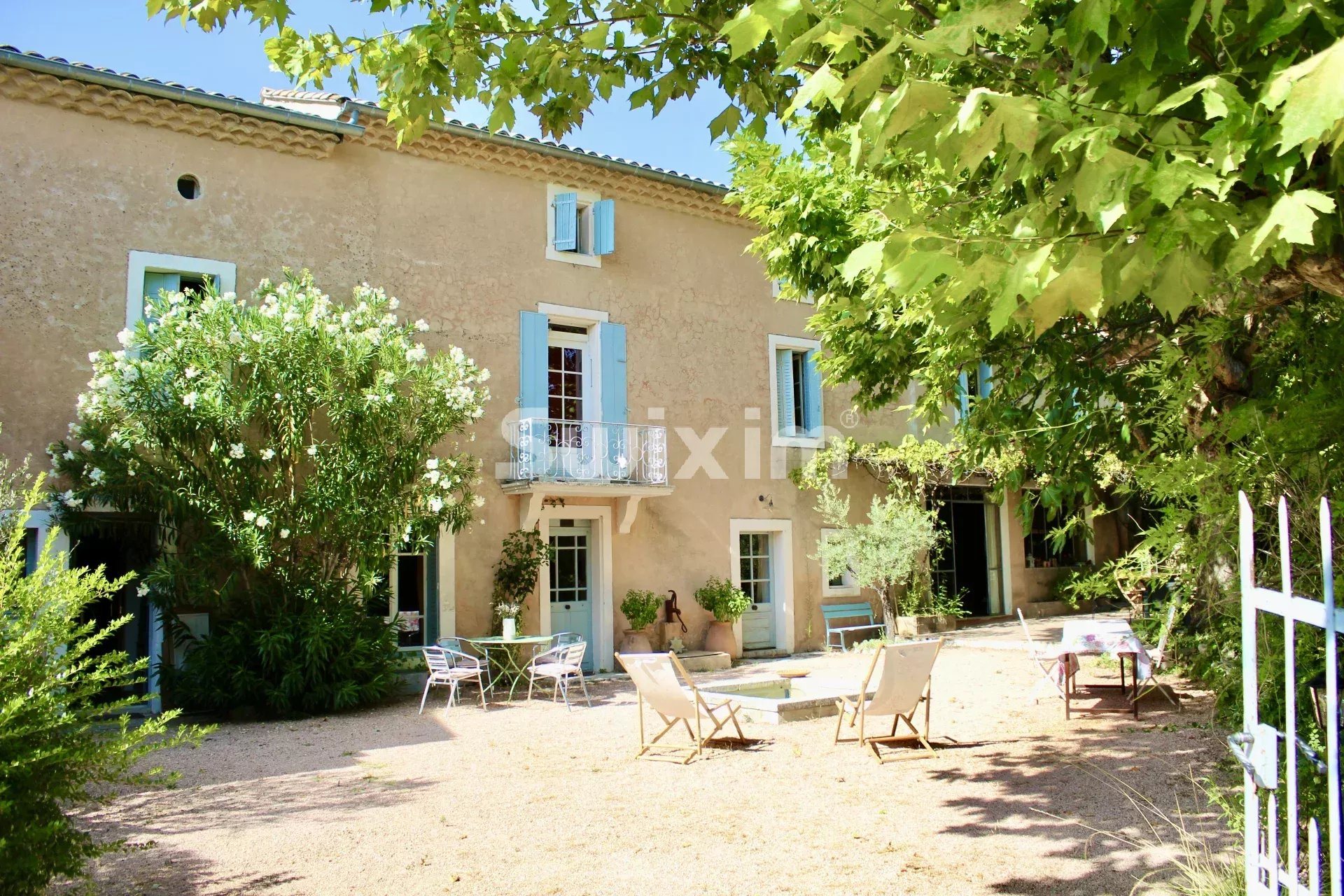 Maison à vendre, 240m², Valaurie