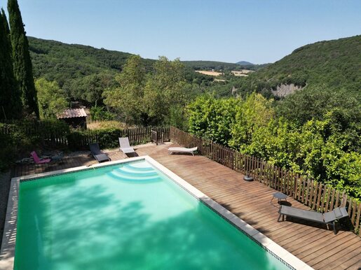 Maison 11 pièces 250 m² · à Clermont-l'Hérault · 250 m² · 465 000 €