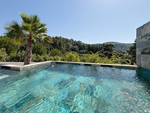 Maison 7 pièces 230 m² · à Clermont-l'Hérault · 230 m² · 895 000 €