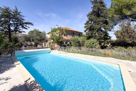Maison 15 pièces 380 m² · à Pézenas · 380 m² · 995 000 €