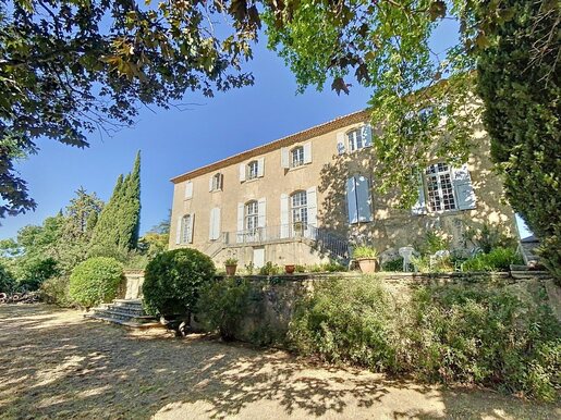 Maison 21 pièces 450 m² · à Clermont-l'Hérault · 450 m² · 798 000 €