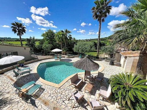 Maison 19 pièces 525 m² · à Pézenas · 525 m² · 1 695 000 €