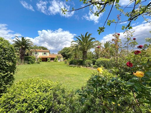 Maison 8 pièces 175 m² · à Pézenas · 175 m² · 597 000 €
