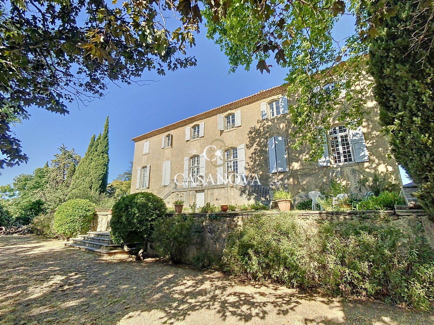 Maison à vendre, 450m², Clermont-l'Hérault