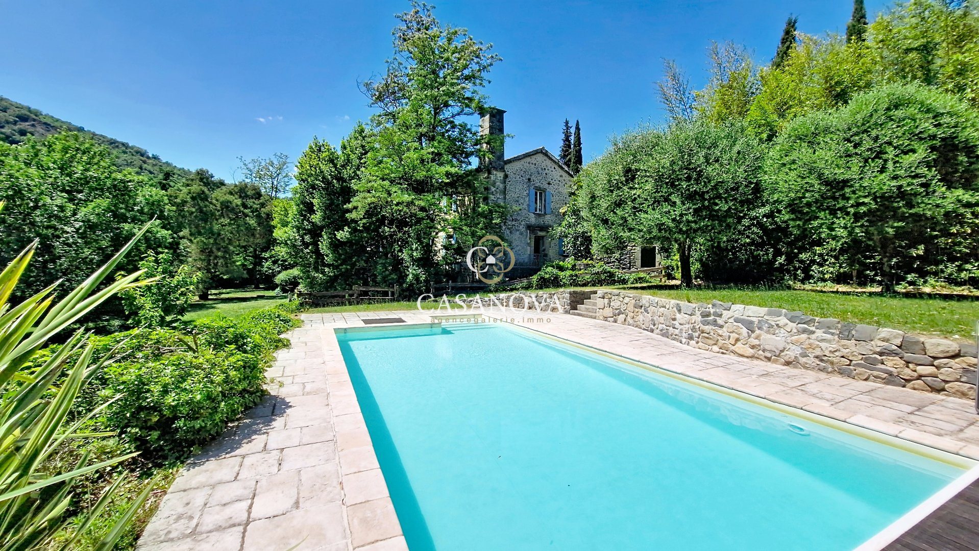 Maison à vendre, 773m², Aubenas