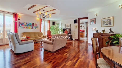 Appartement 8 pièces 243 m² · à Frontignan · 243 m² · 497 000 €