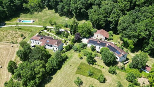 Maison 19 pièces 577 m² · à Agen · 577 m² · 1 380 000 €