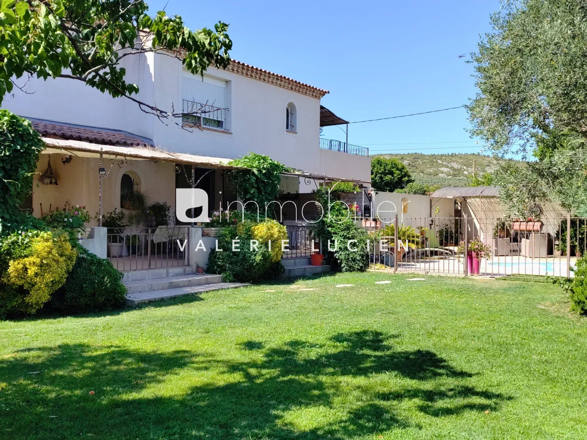 Maison à vendre, 209m², Mouriès