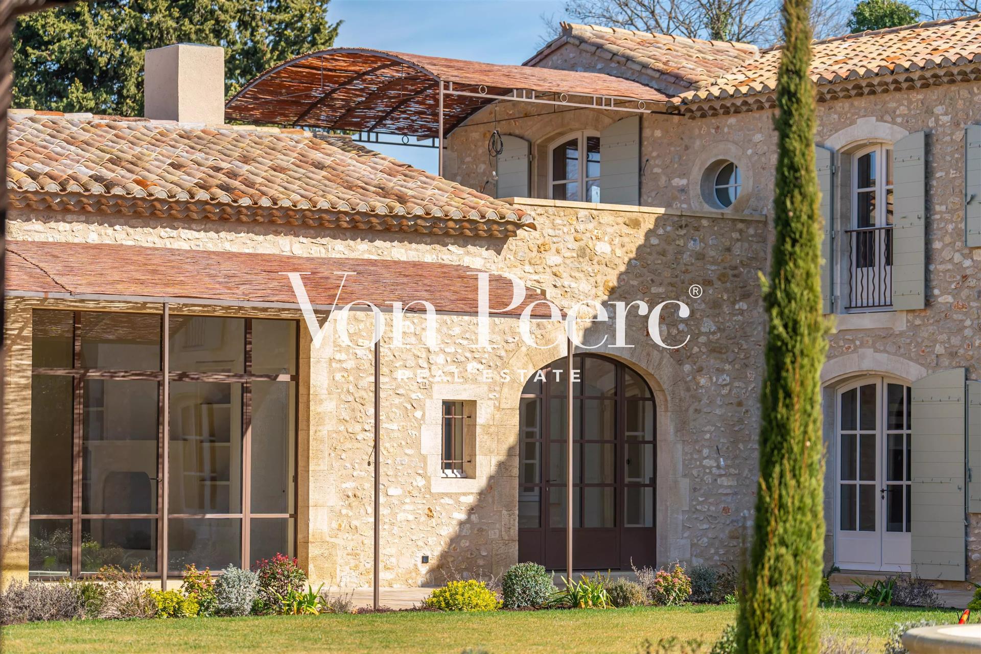 Maison à vendre, 495m², Saint-Rémy-de-Provence