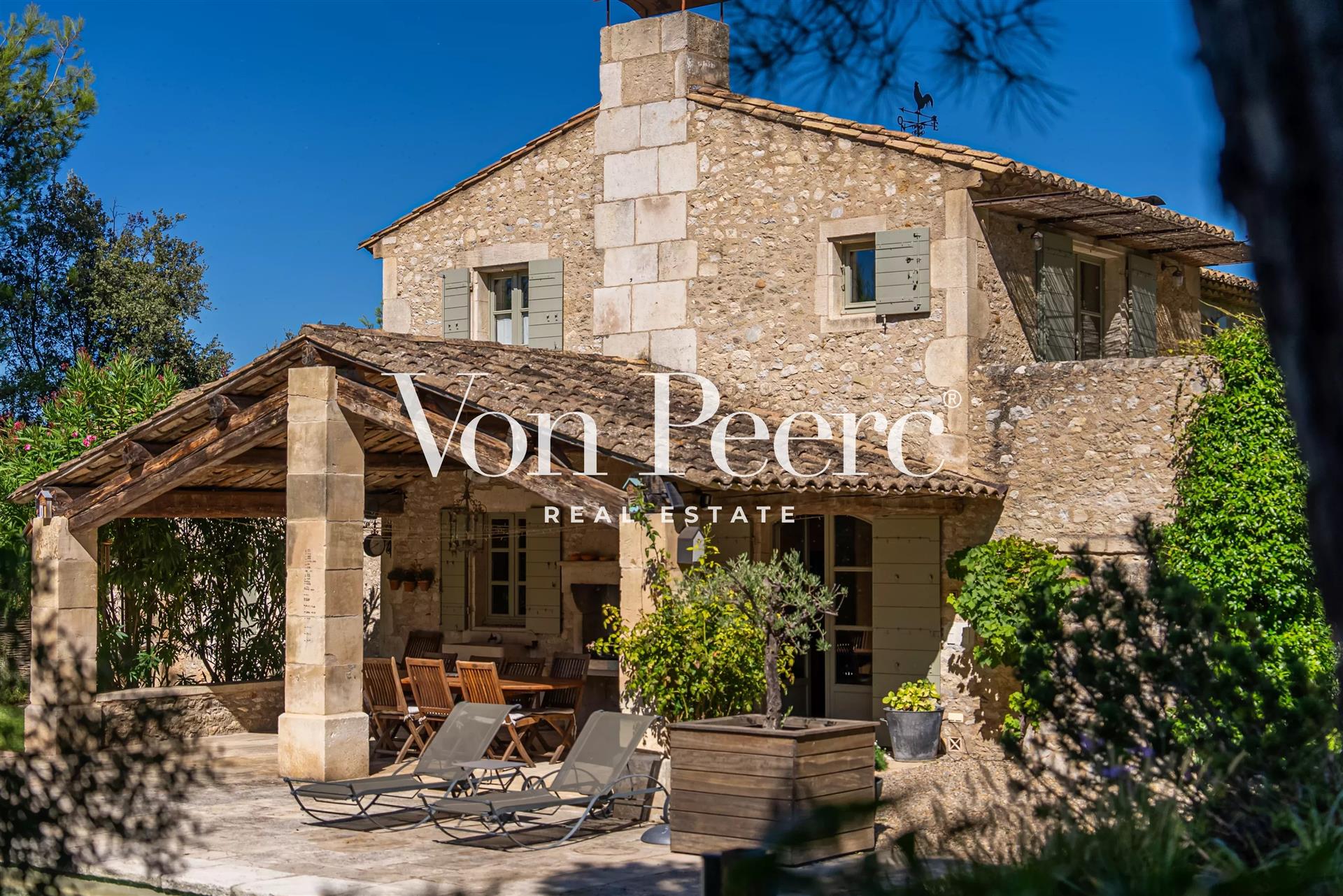 Maison à vendre, 288m², Eygalières