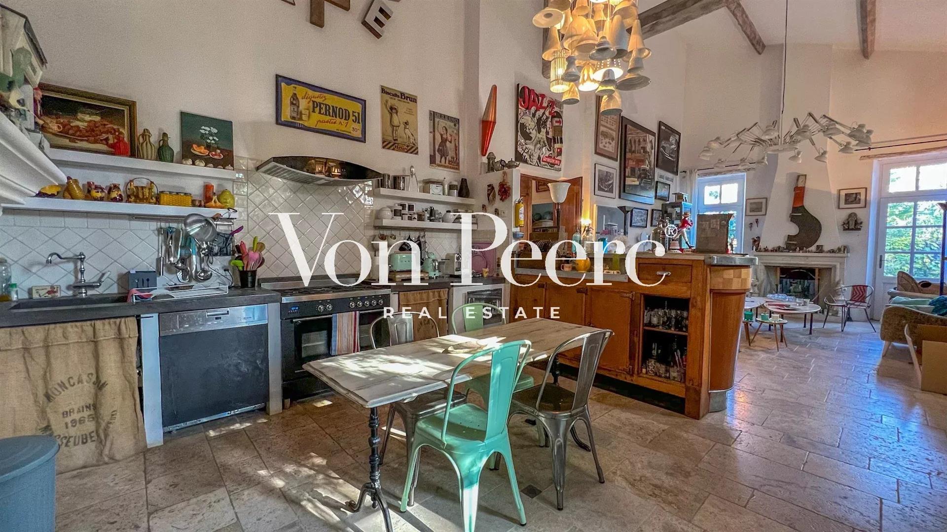 Maison à vendre, 120m², Eygalières