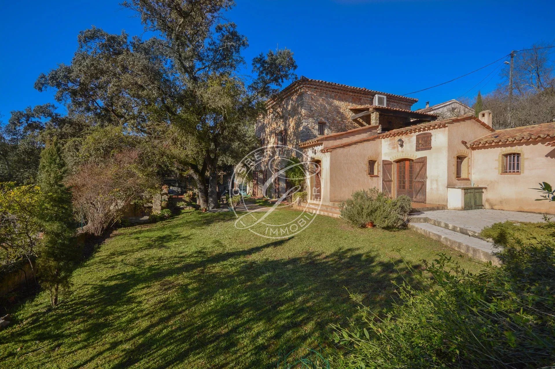 Maison à vendre, 180m², Le Thoronet