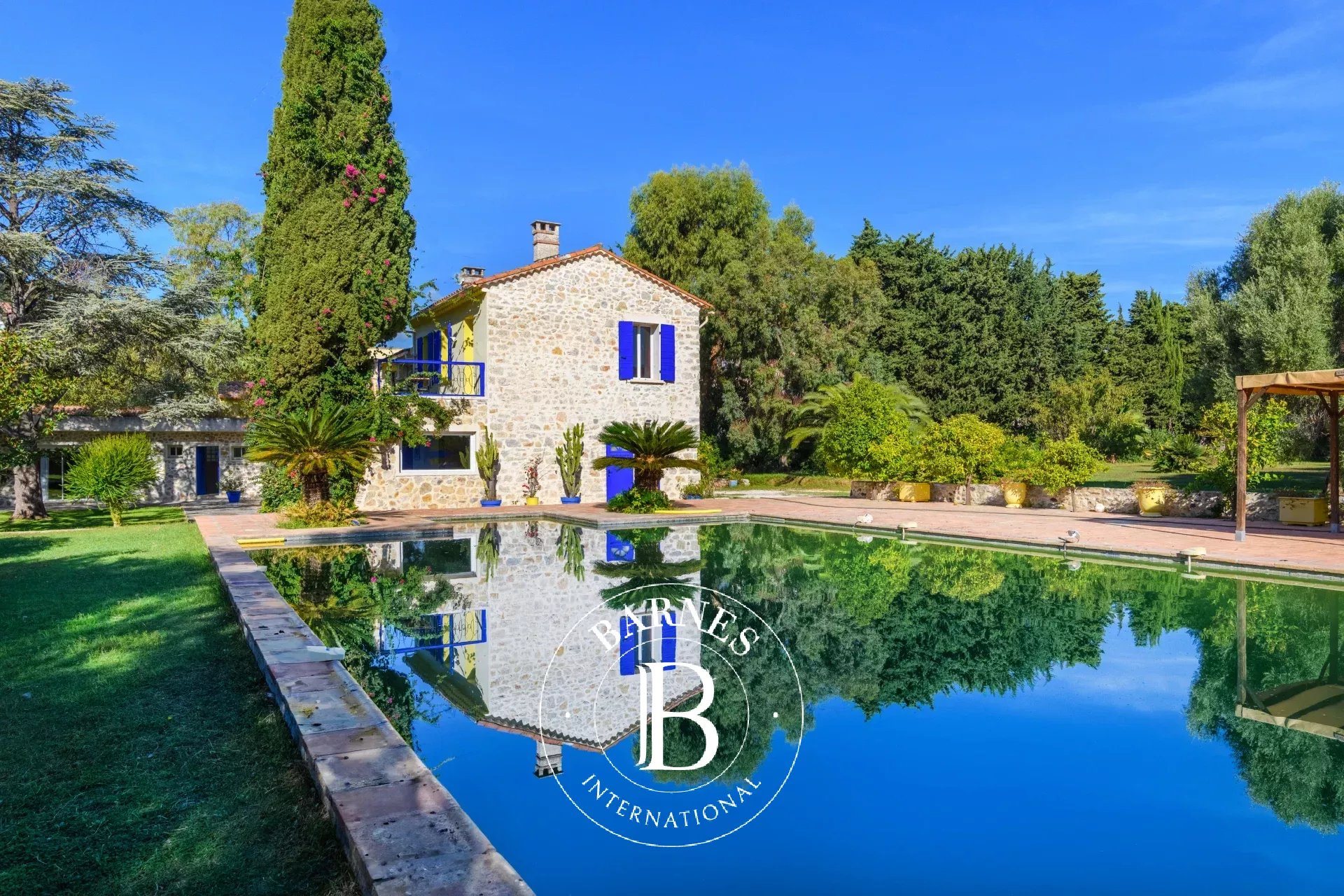 Maison à vendre, 360m², Ollioules