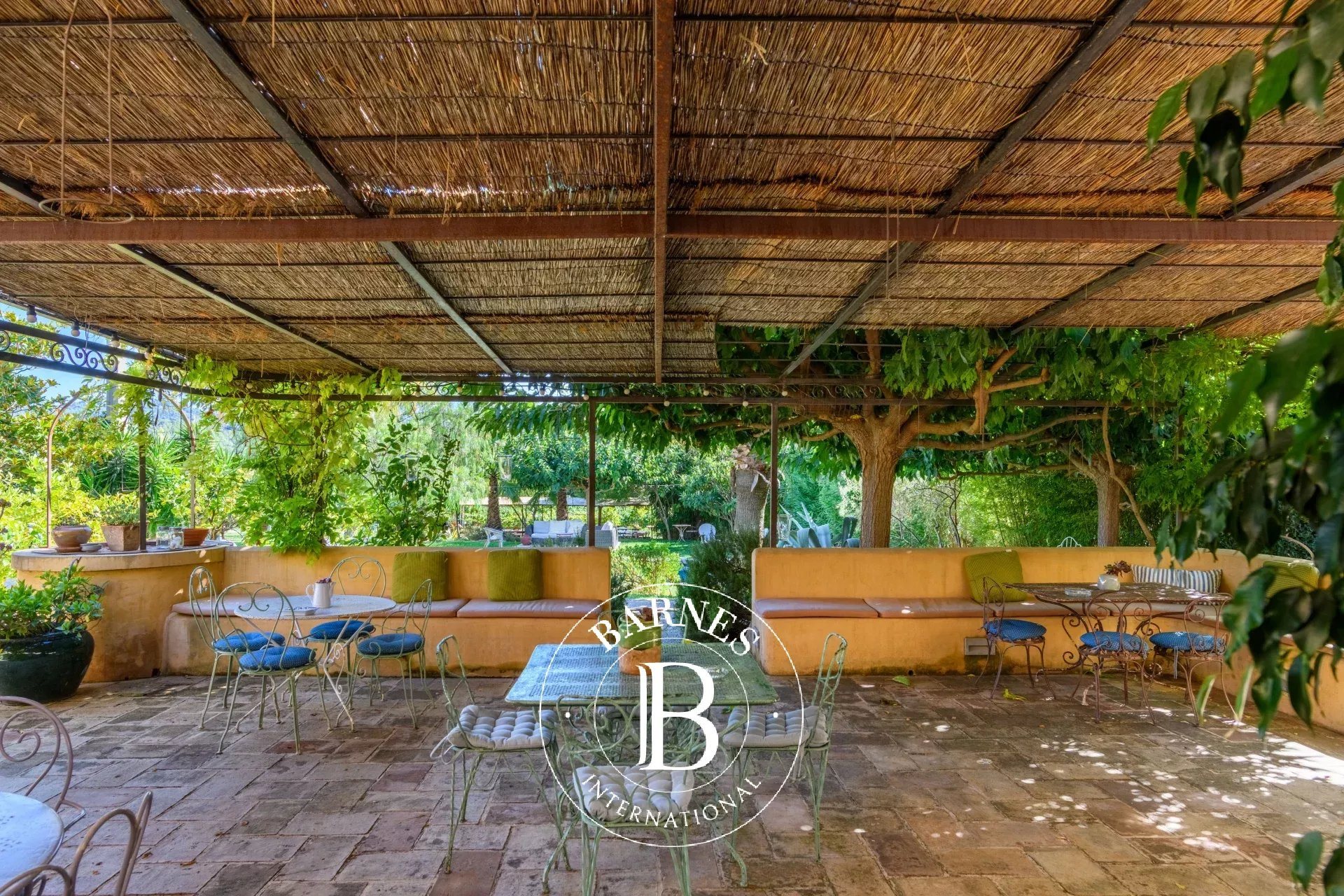 Maison à vendre, 370m², Saint-Cyr-sur-Mer