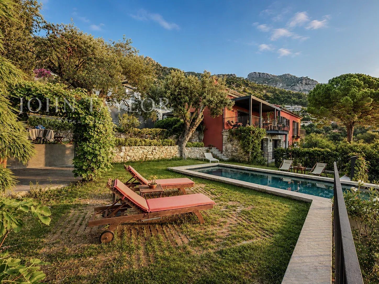 Maison à vendre, 225m², Beausoleil