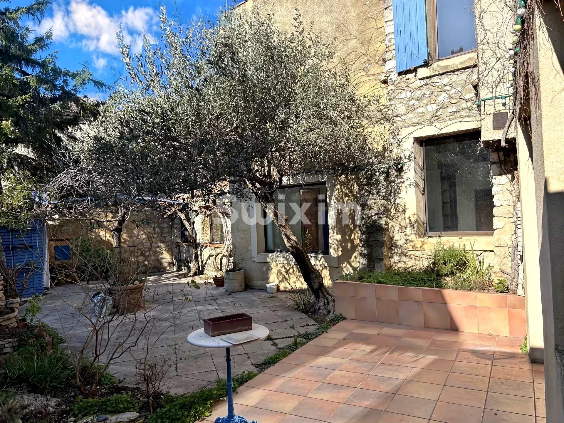 Maison à vendre, 205m², La Garde-Adhémar