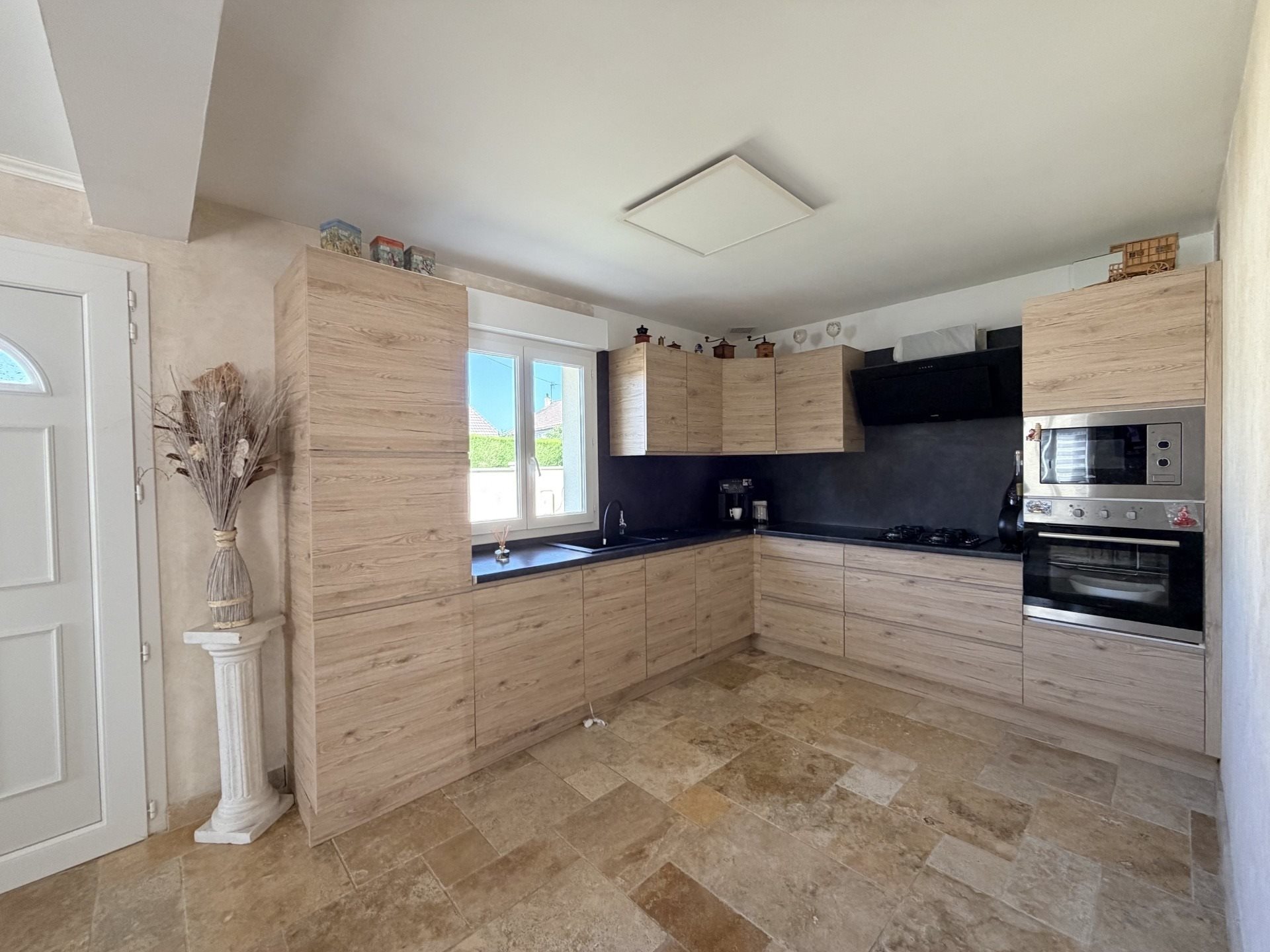 Maison à vendre, 94m², Izeure