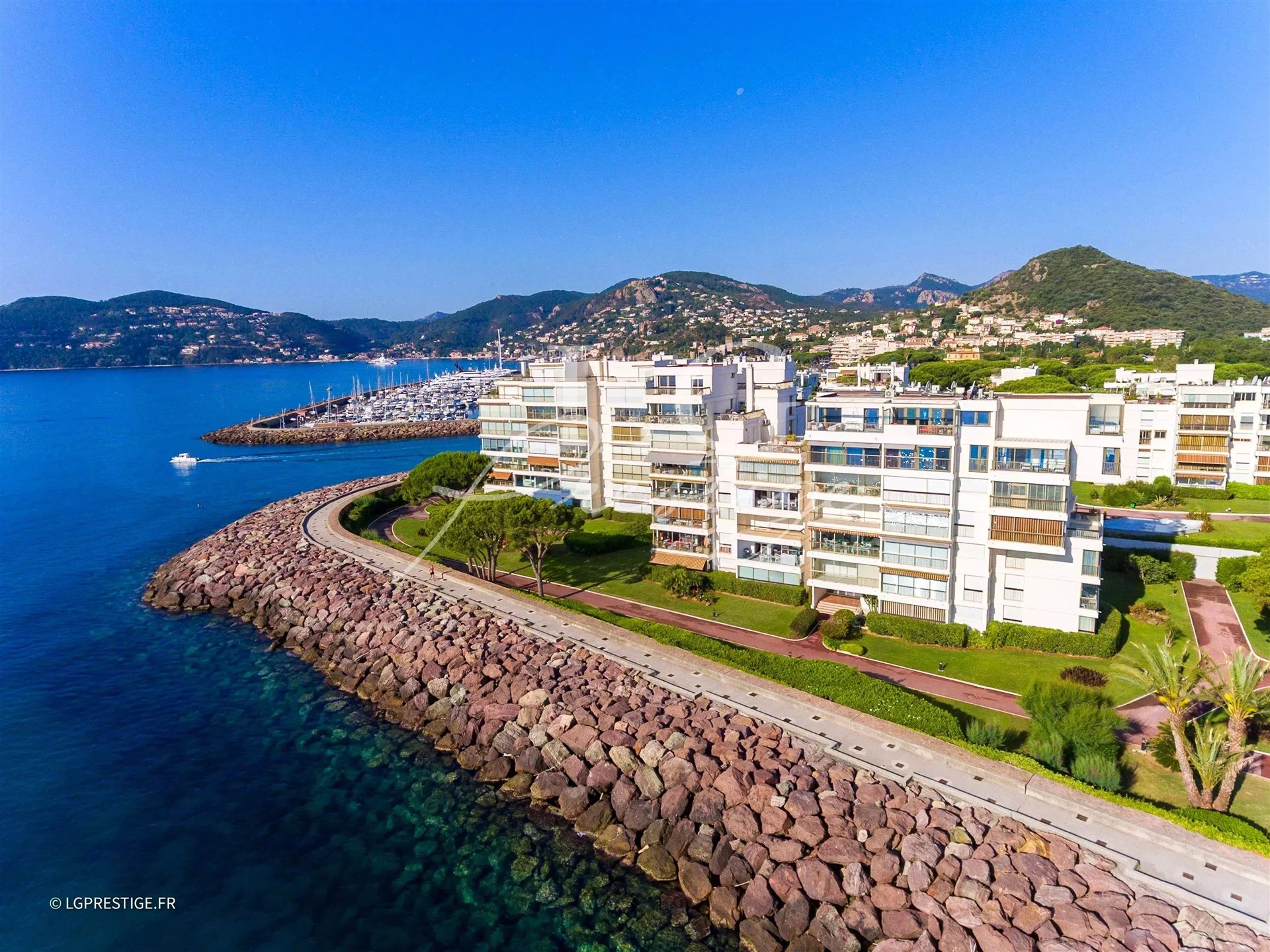Appartement à vendre, 93m², Mandelieu-la-Napoule