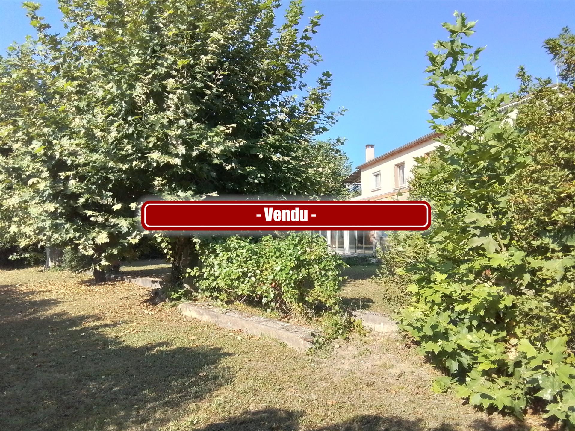 Maison à vendre, 275m², Aubenas