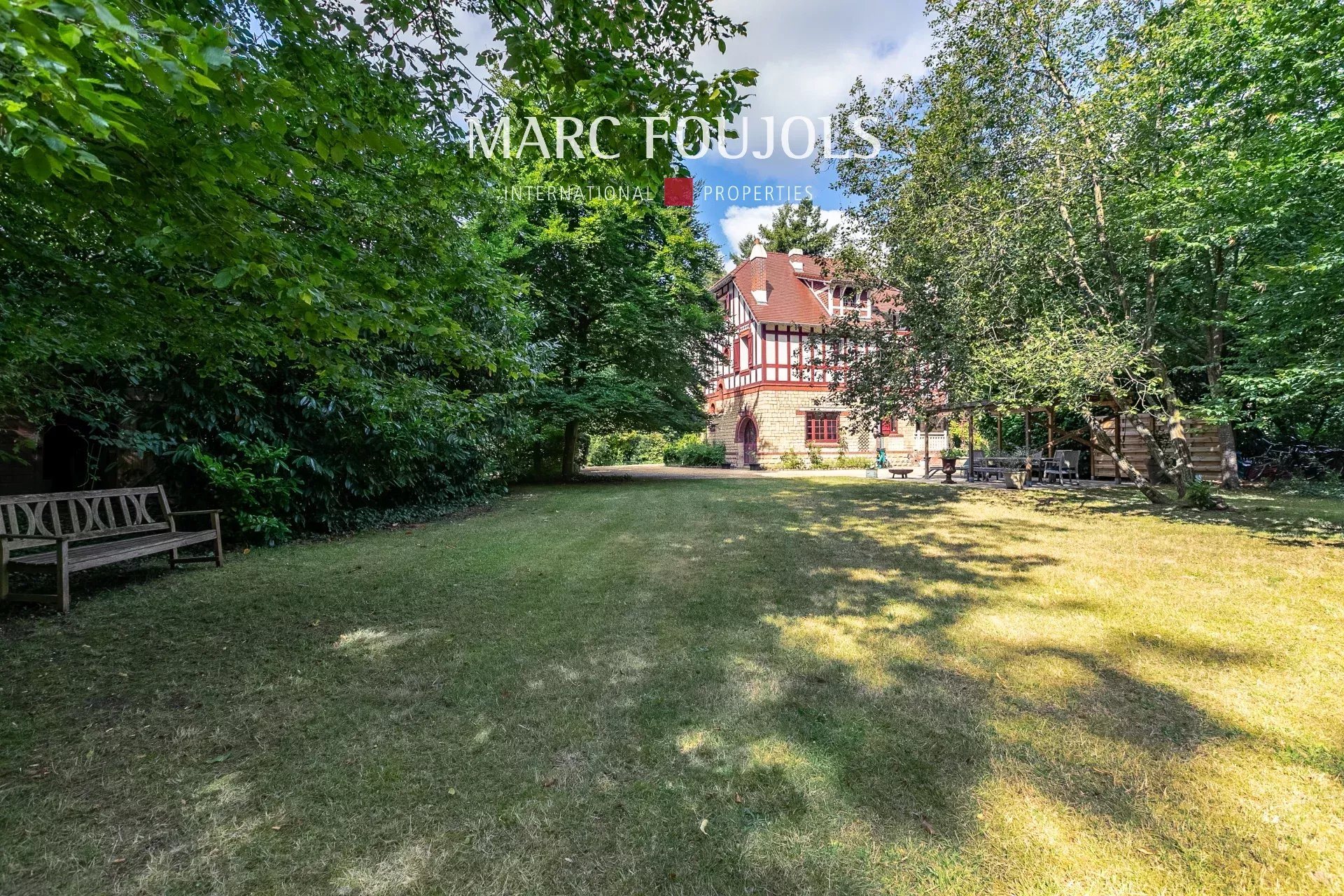 Maison à vendre, 237m², Lamorlaye
