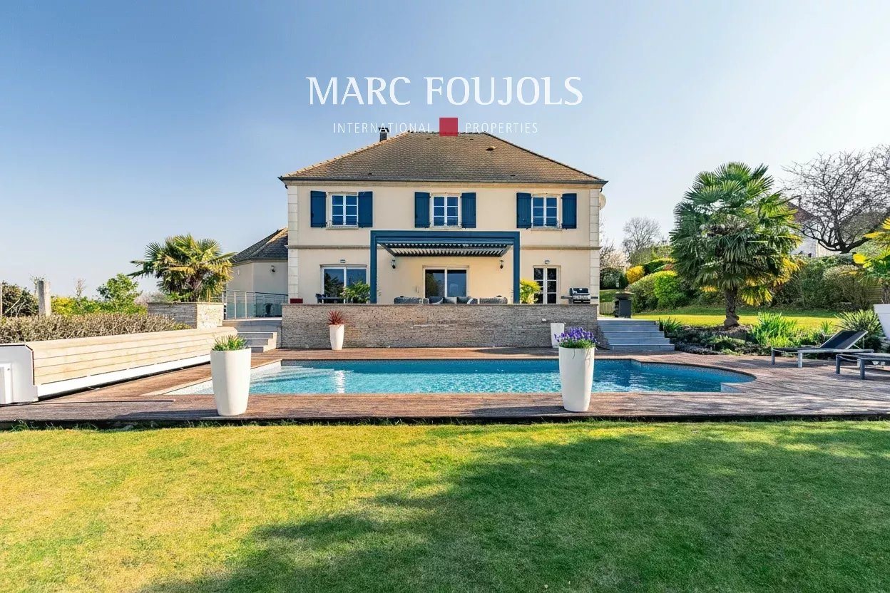 Maison à vendre, 214m², Luzarches