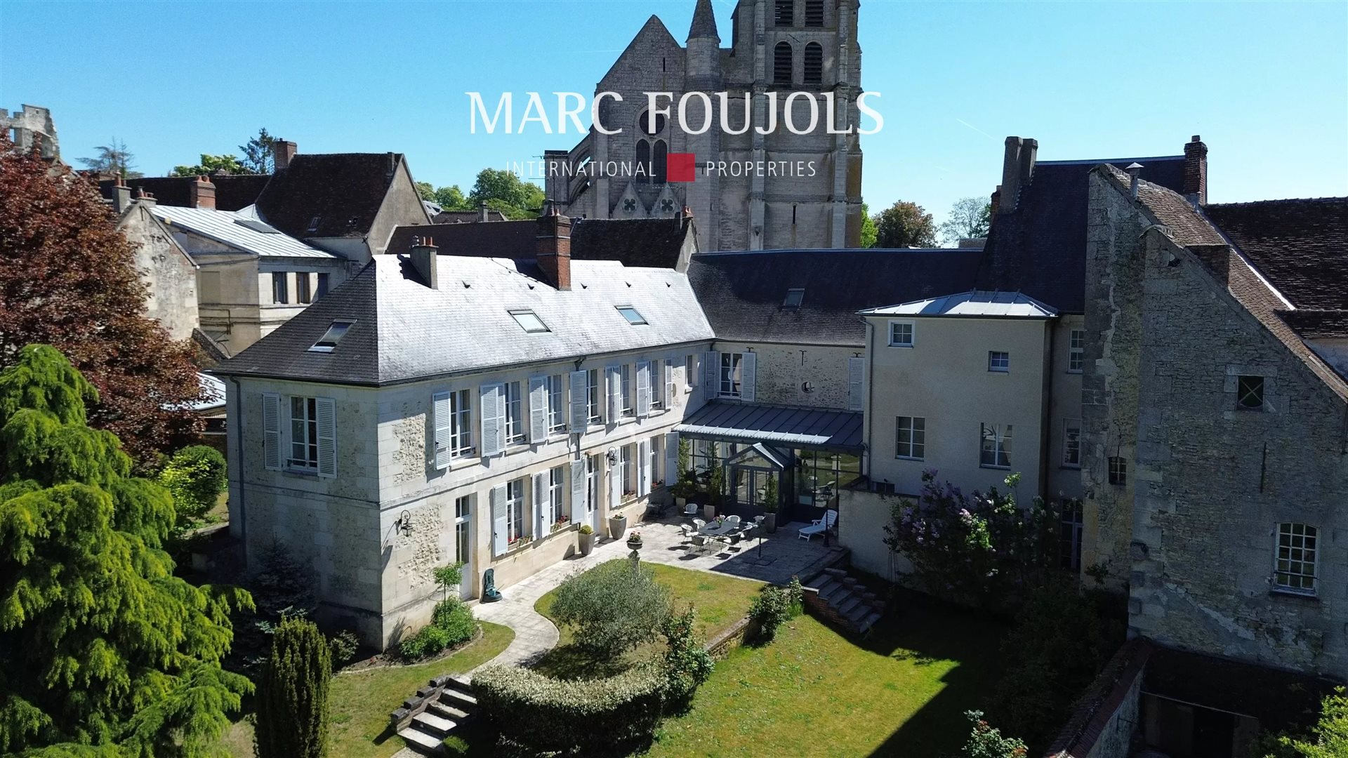 Maison à vendre, 345m², Clermont