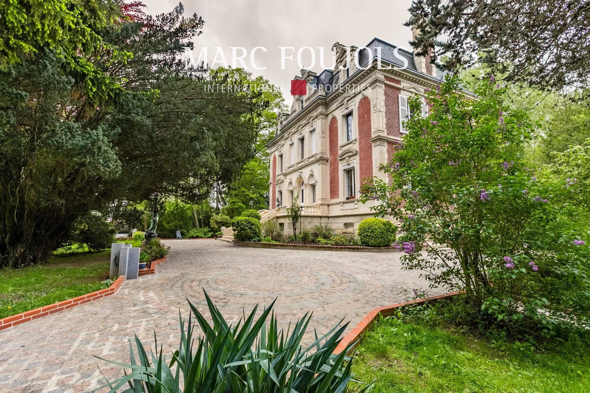 Maison à vendre, 578m², Bury