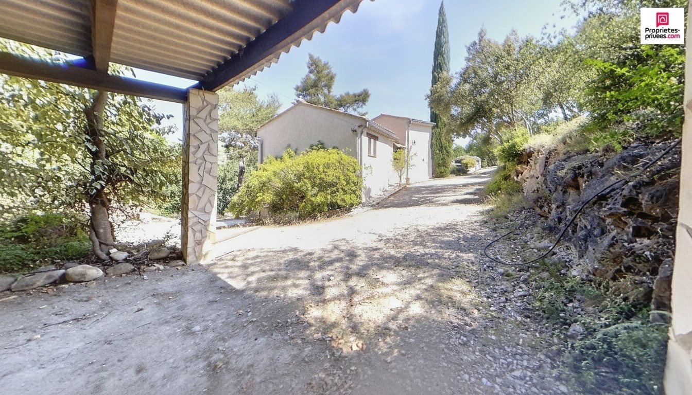 Maison à vendre, 115m², Esparron-de-Verdon
