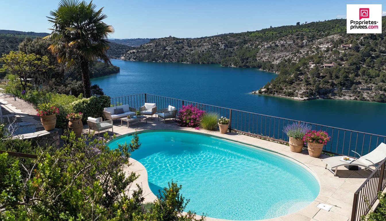 Maison à vendre, 120m², Esparron-de-Verdon