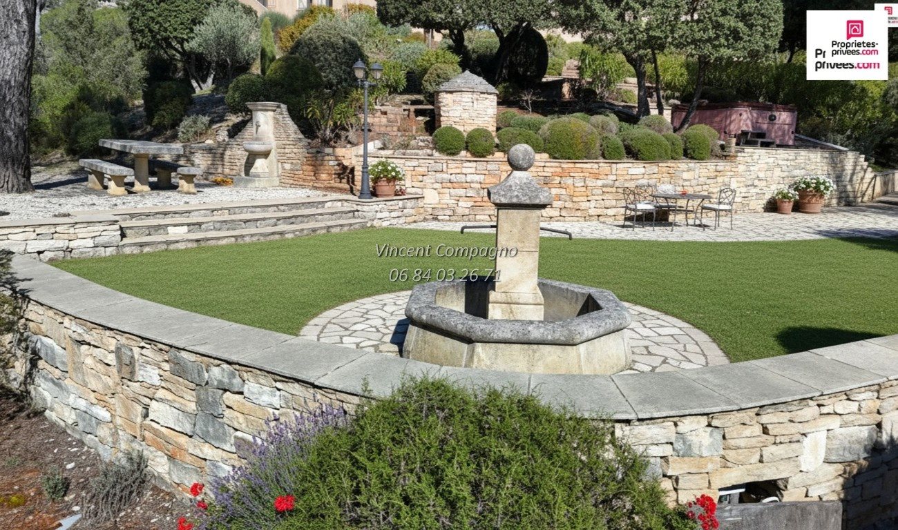 Maison à vendre, 279m², Esparron-de-Verdon